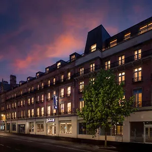 Radisson Blu Hotel, Hotel